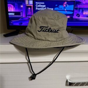 Titleist bucket hat